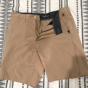 Quicksilver shorts waist 34